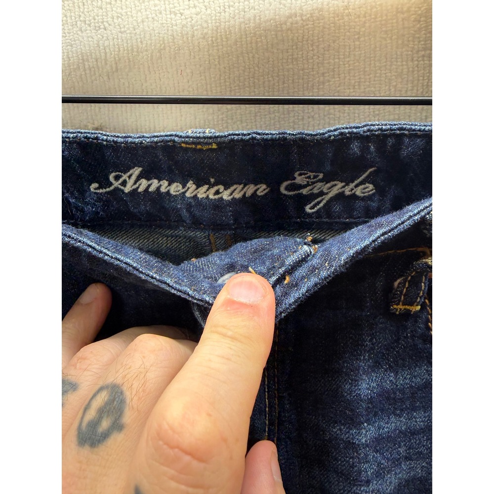 American Eagle Denim Shorts Women 10 Blue Distressed Raw Hem Cotton 3530